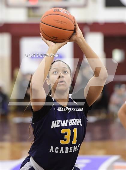 Thumbnail 2 in New Hope Academy vs. Miami Country Day (GEICO National Tournament Semifinal) photogallery.