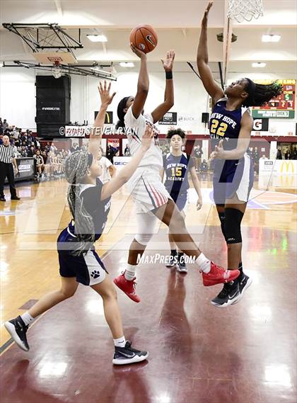 Thumbnail 3 in New Hope Academy vs. Miami Country Day (GEICO National Tournament Semifinal) photogallery.