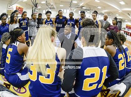 Thumbnail 2 in New Hope Academy vs. Miami Country Day (GEICO National Tournament Semifinal) photogallery.