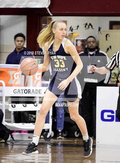 Thumbnail 2 in New Hope Academy vs. Miami Country Day (GEICO National Tournament Semifinal) photogallery.