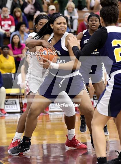Thumbnail 1 in New Hope Academy vs. Miami Country Day (GEICO National Tournament Semifinal) photogallery.