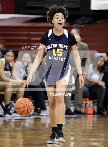 Thumbnail 3 in New Hope Academy vs. Miami Country Day (GEICO National Tournament Semifinal) photogallery.