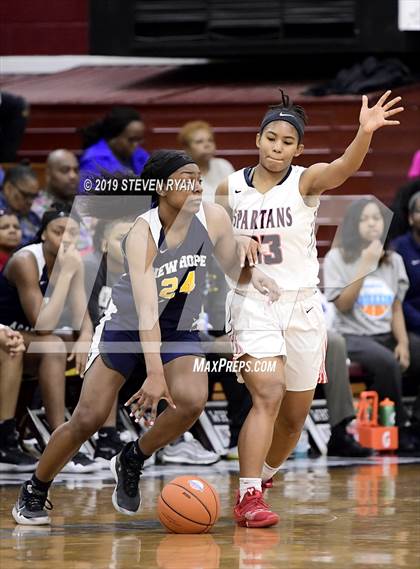 Thumbnail 3 in New Hope Academy vs. Miami Country Day (GEICO National Tournament Semifinal) photogallery.