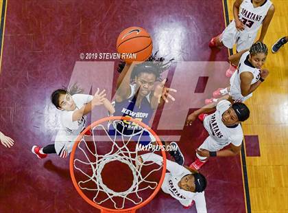 Thumbnail 1 in New Hope Academy vs. Miami Country Day (GEICO National Tournament Semifinal) photogallery.
