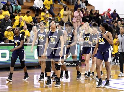 Thumbnail 3 in New Hope Academy vs. Miami Country Day (GEICO National Tournament Semifinal) photogallery.