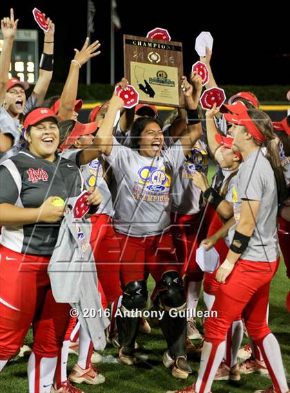 Thumbnail 2 in Mater Dei vs. Orange Lutheran (CIF SS Div 1 Final) photogallery.