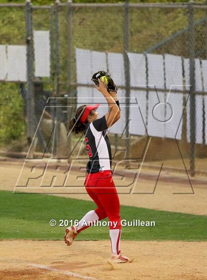 Thumbnail 3 in Mater Dei vs. Orange Lutheran (CIF SS Div 1 Final) photogallery.