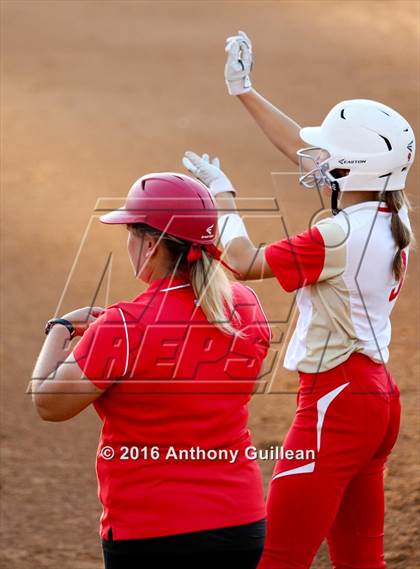 Thumbnail 3 in Mater Dei vs. Orange Lutheran (CIF SS Div 1 Final) photogallery.