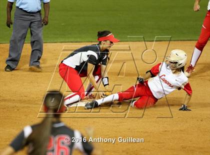 Thumbnail 1 in Mater Dei vs. Orange Lutheran (CIF SS Div 1 Final) photogallery.