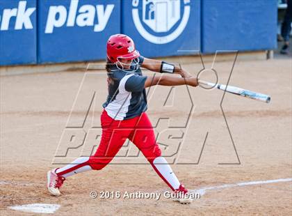 Thumbnail 3 in Mater Dei vs. Orange Lutheran (CIF SS Div 1 Final) photogallery.