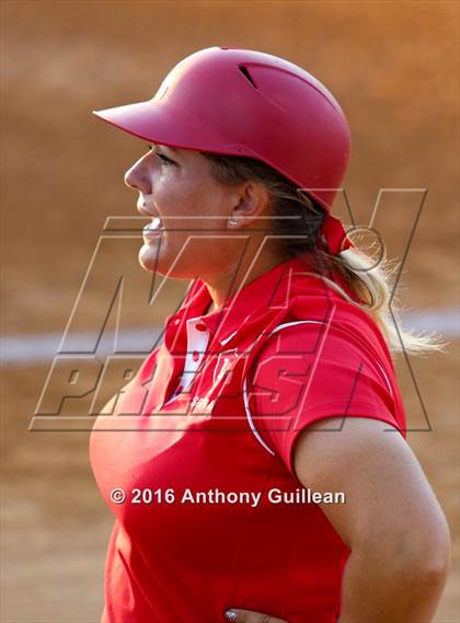 Thumbnail 1 in Mater Dei vs. Orange Lutheran (CIF SS Div 1 Final) photogallery.