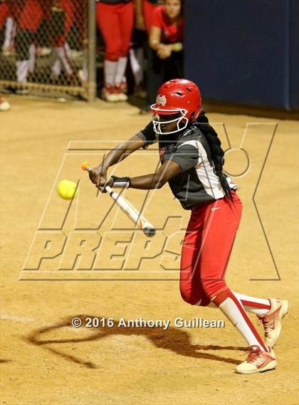 Thumbnail 1 in Mater Dei vs. Orange Lutheran (CIF SS Div 1 Final) photogallery.