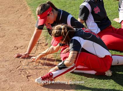 Thumbnail 2 in Mater Dei vs. Orange Lutheran (CIF SS Div 1 Final) photogallery.