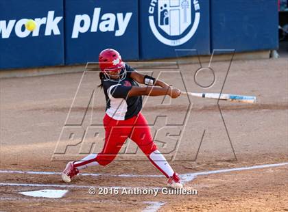 Thumbnail 3 in Mater Dei vs. Orange Lutheran (CIF SS Div 1 Final) photogallery.