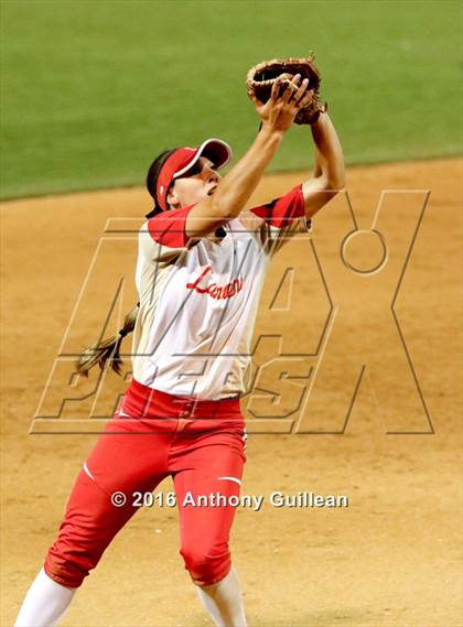 Thumbnail 1 in Mater Dei vs. Orange Lutheran (CIF SS Div 1 Final) photogallery.