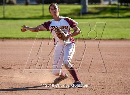 Thumbnail 3 in Agoura vs. Simi Valley photogallery.