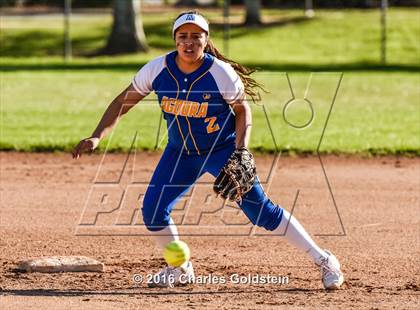 Thumbnail 2 in Agoura vs. Simi Valley photogallery.