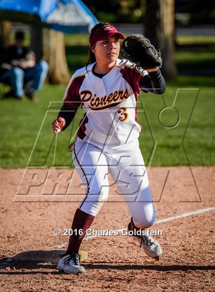 Thumbnail 2 in Agoura vs. Simi Valley photogallery.