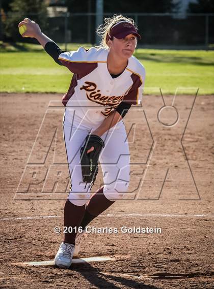 Thumbnail 2 in Agoura vs. Simi Valley photogallery.