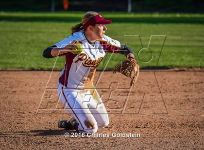 Thumbnail 1 in Agoura vs. Simi Valley photogallery.