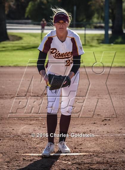 Thumbnail 1 in Agoura vs. Simi Valley photogallery.