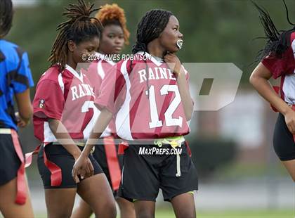 Thumbnail 3 in Stanton vs Raines photogallery.