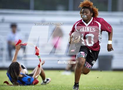 Thumbnail 3 in Stanton vs Raines photogallery.