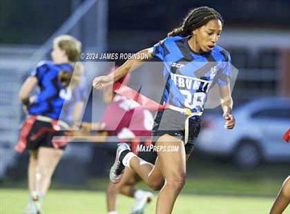 Thumbnail 3 in Stanton vs Raines photogallery.