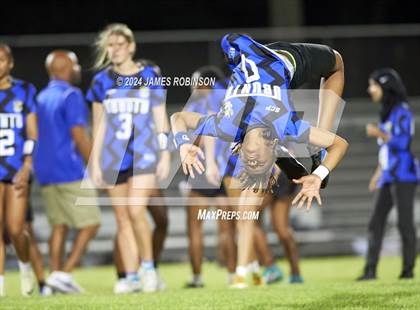 Thumbnail 3 in Stanton vs Raines photogallery.