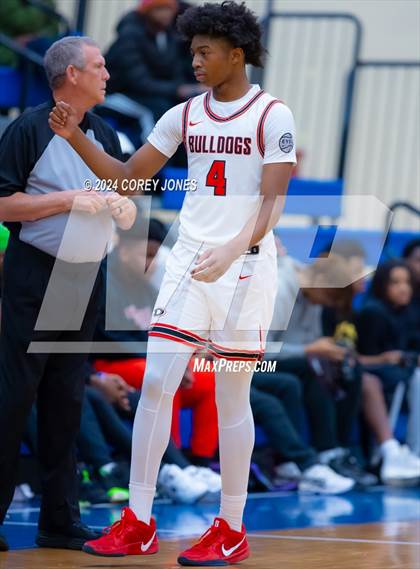 Thumbnail 3 in Gainesville vs Dutchtown (GA Elite 8 Tip Off Classic) photogallery.