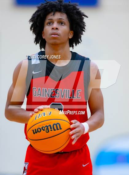 Thumbnail 3 in Gainesville vs Dutchtown (GA Elite 8 Tip Off Classic) photogallery.
