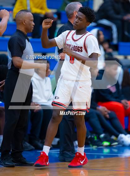 Thumbnail 1 in Gainesville vs Dutchtown (GA Elite 8 Tip Off Classic) photogallery.