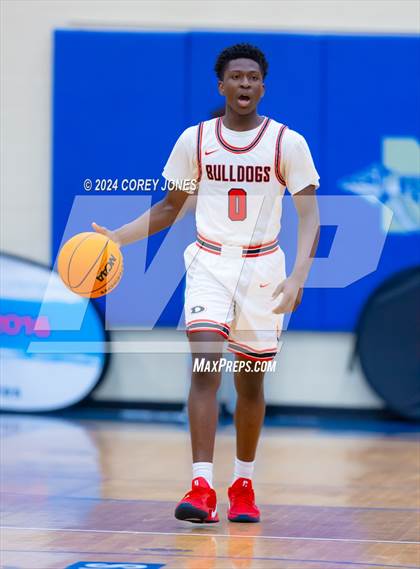 Thumbnail 2 in Gainesville vs Dutchtown (GA Elite 8 Tip Off Classic) photogallery.