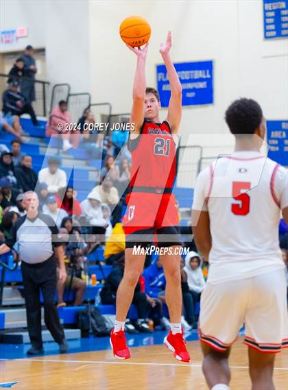 Thumbnail 1 in Gainesville vs Dutchtown (GA Elite 8 Tip Off Classic) photogallery.