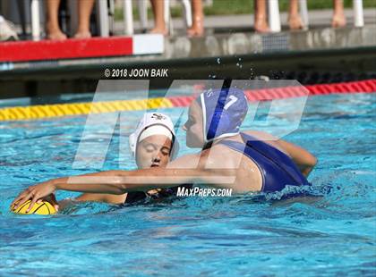 Thumbnail 3 in Acalanes vs St.Francis photogallery.