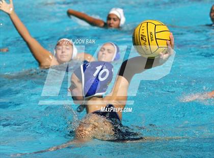Thumbnail 2 in Acalanes vs St.Francis photogallery.