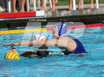 Thumbnail 2 in Acalanes vs St.Francis photogallery.