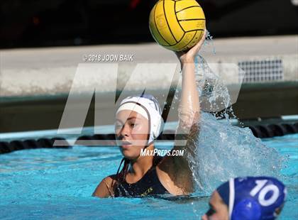 Thumbnail 2 in Acalanes vs St.Francis photogallery.