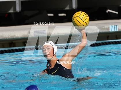 Thumbnail 2 in Acalanes vs St.Francis photogallery.