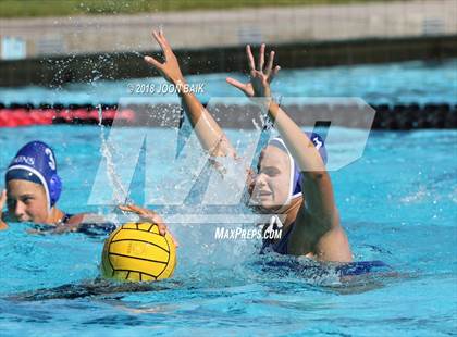Thumbnail 2 in Acalanes vs St.Francis photogallery.