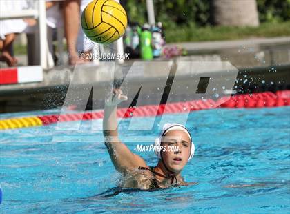 Thumbnail 2 in Acalanes vs St.Francis photogallery.