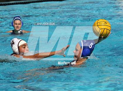 Thumbnail 2 in Acalanes vs St.Francis photogallery.