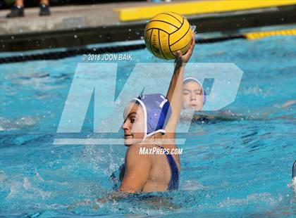 Thumbnail 1 in Acalanes vs St.Francis photogallery.