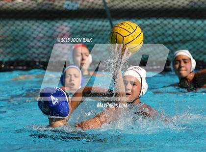 Thumbnail 3 in Acalanes vs St.Francis photogallery.