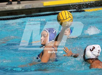 Thumbnail 3 in Acalanes vs St.Francis photogallery.