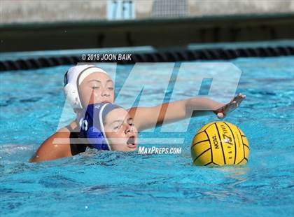 Thumbnail 3 in Acalanes vs St.Francis photogallery.