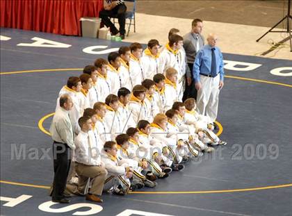 Thumbnail 2 in NYSPHSAA Championships (Division I Awards) photogallery.