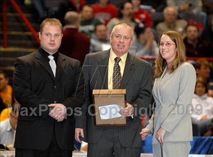 Thumbnail 2 in NYSPHSAA Championships (Division I Awards) photogallery.