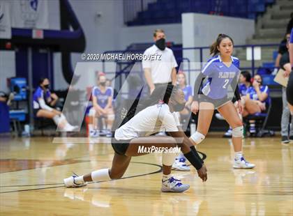 Thumbnail 3 in Lewisville @ Plano West photogallery.