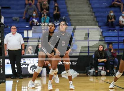 Thumbnail 1 in Lewisville @ Plano West photogallery.